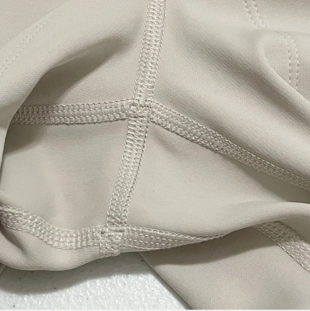 Athleta peak hybrid Fleece tight Size Small